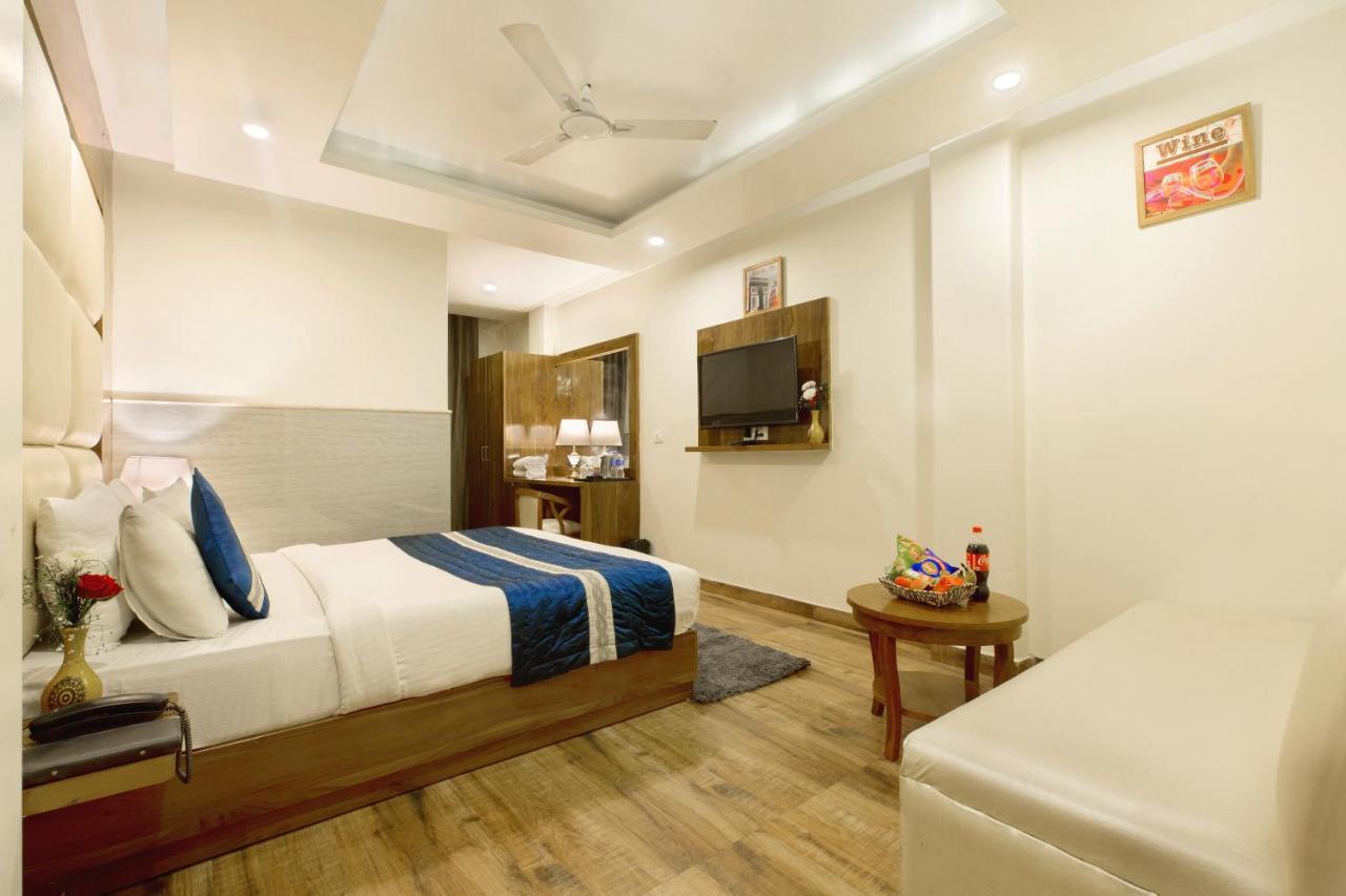Viva Palace होटल