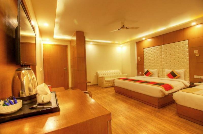 Viva Palace होटल 4*